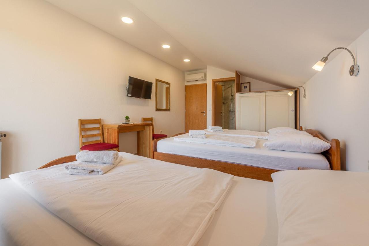 Bed & Breakfast Maki Biograd Na Moru Luaran gambar