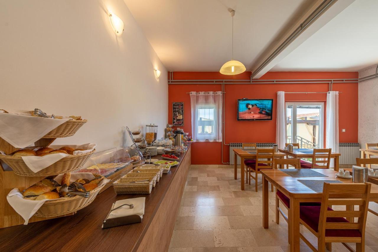 Bed & Breakfast Maki Biograd Na Moru Luaran gambar