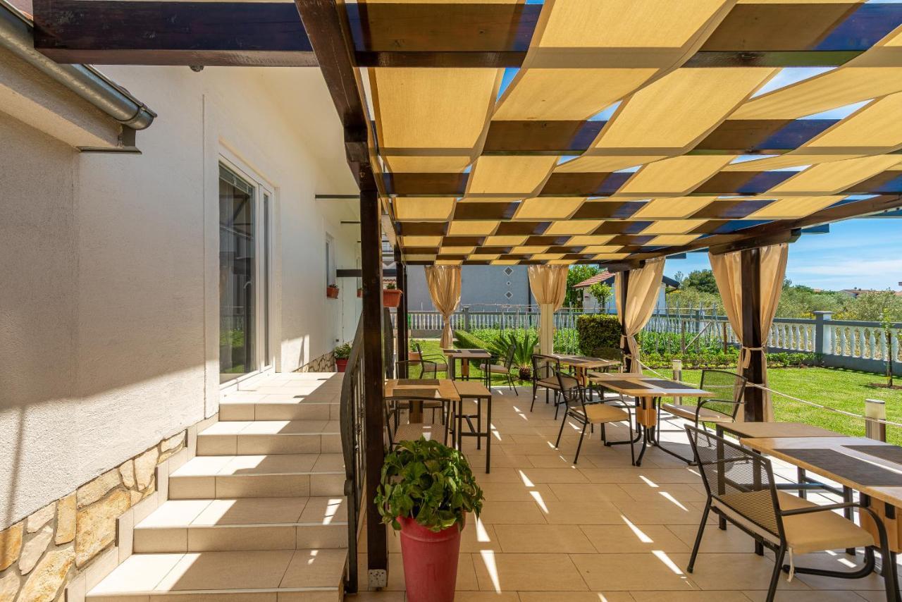 Bed & Breakfast Maki Biograd Na Moru Luaran gambar
