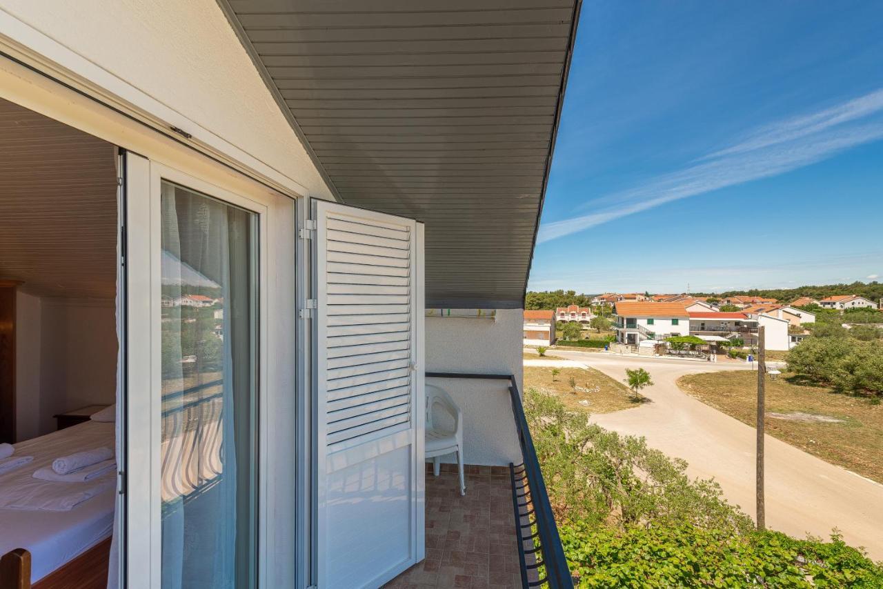 Bed & Breakfast Maki Biograd Na Moru Luaran gambar