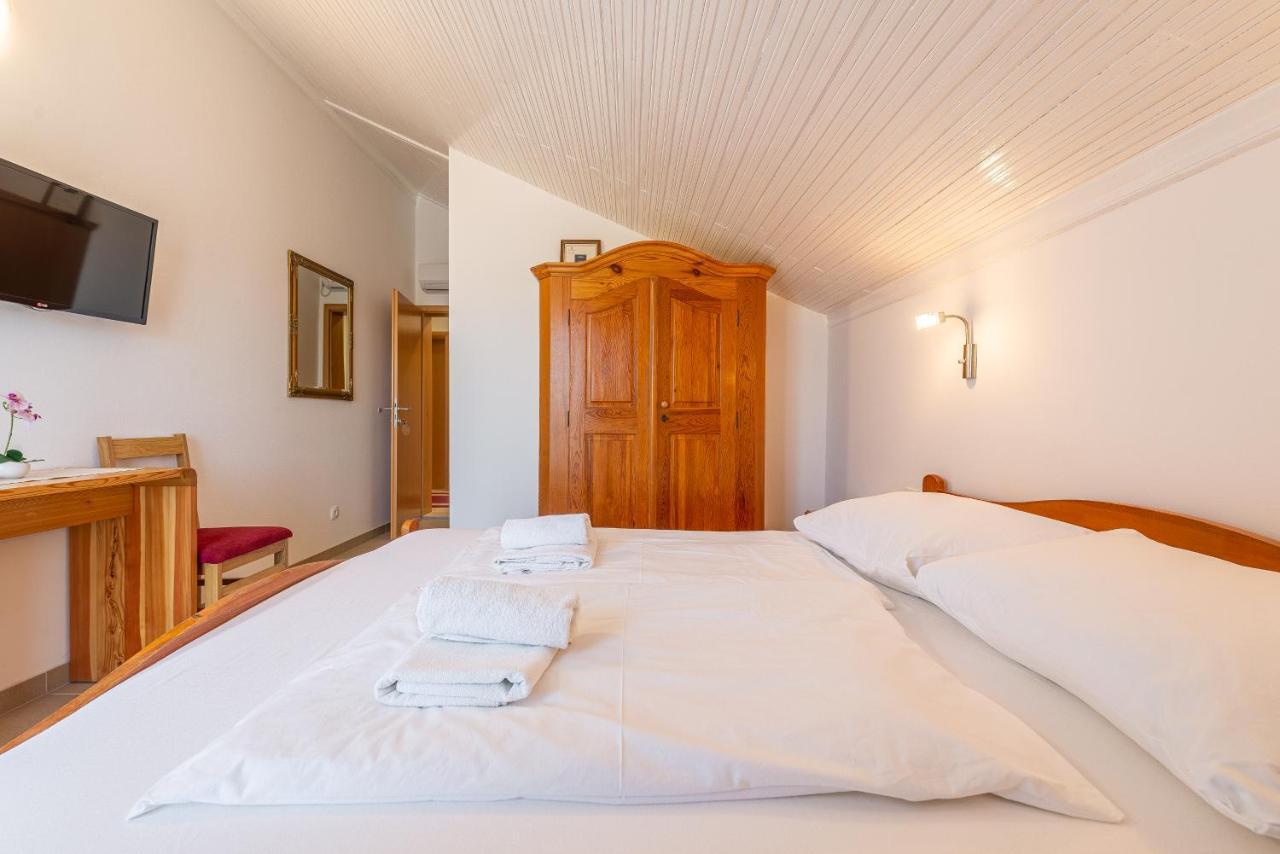Bed & Breakfast Maki Biograd Na Moru Luaran gambar