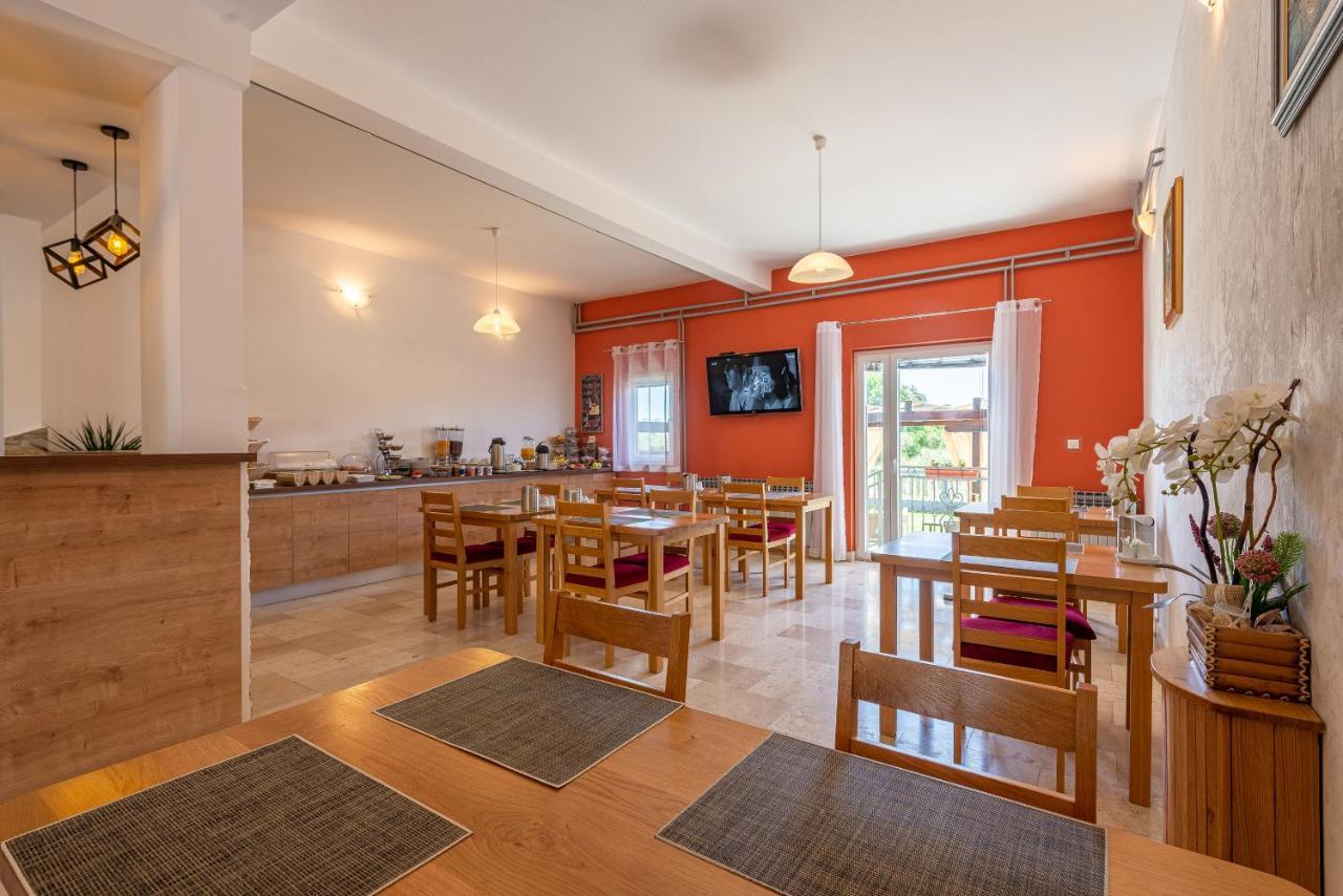 Bed & Breakfast Maki Biograd Na Moru Luaran gambar