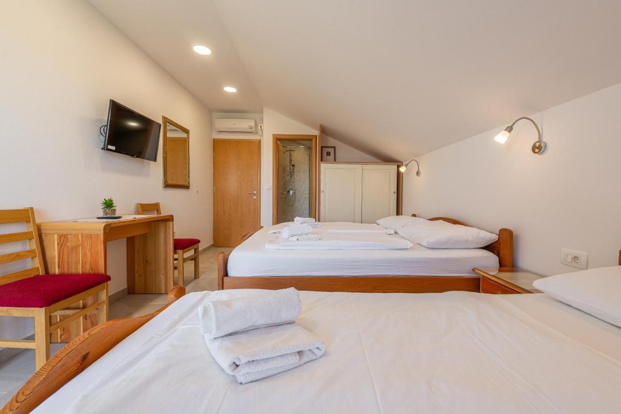 Bed & Breakfast Maki Biograd Na Moru Luaran gambar