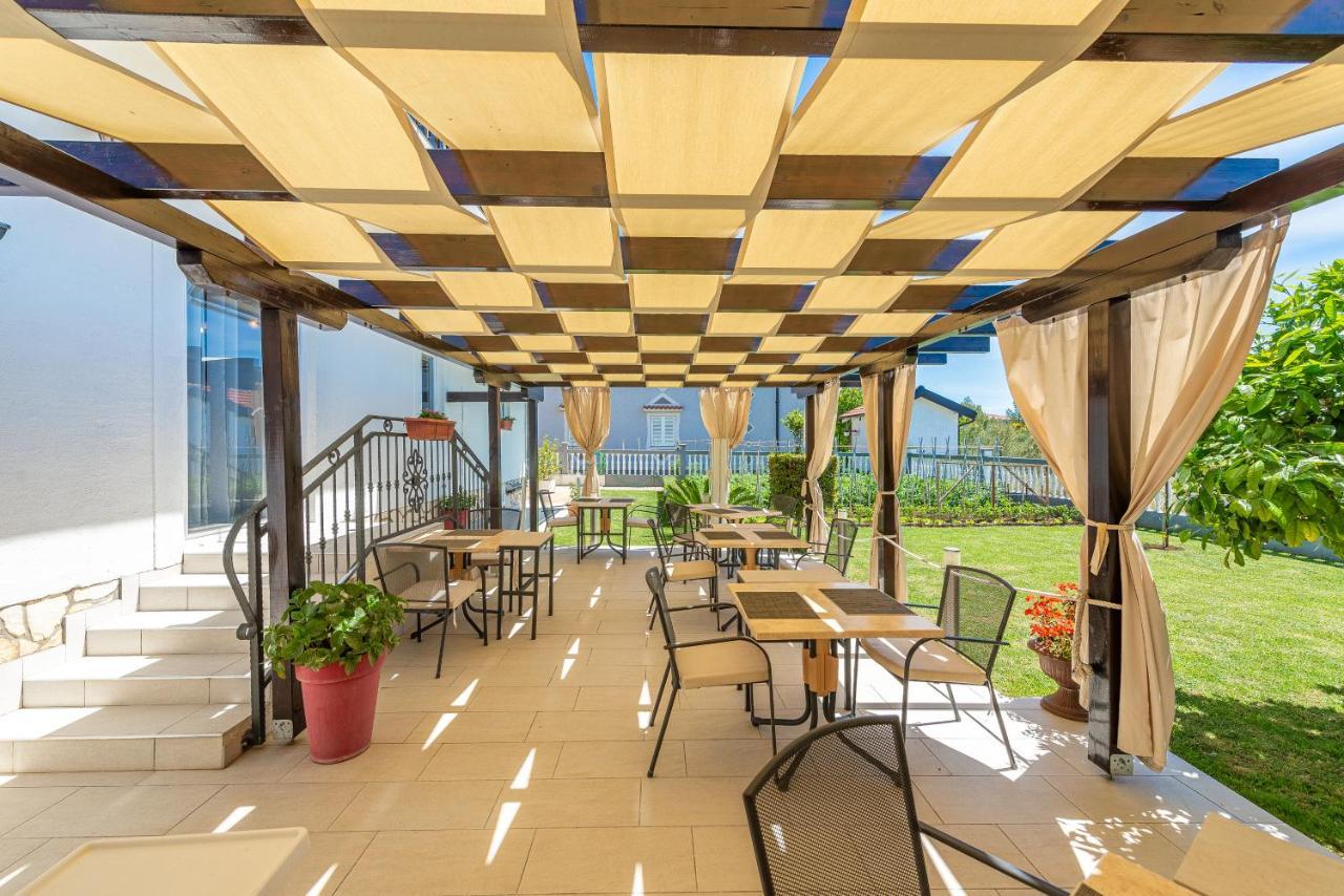 Bed & Breakfast Maki Biograd Na Moru Luaran gambar