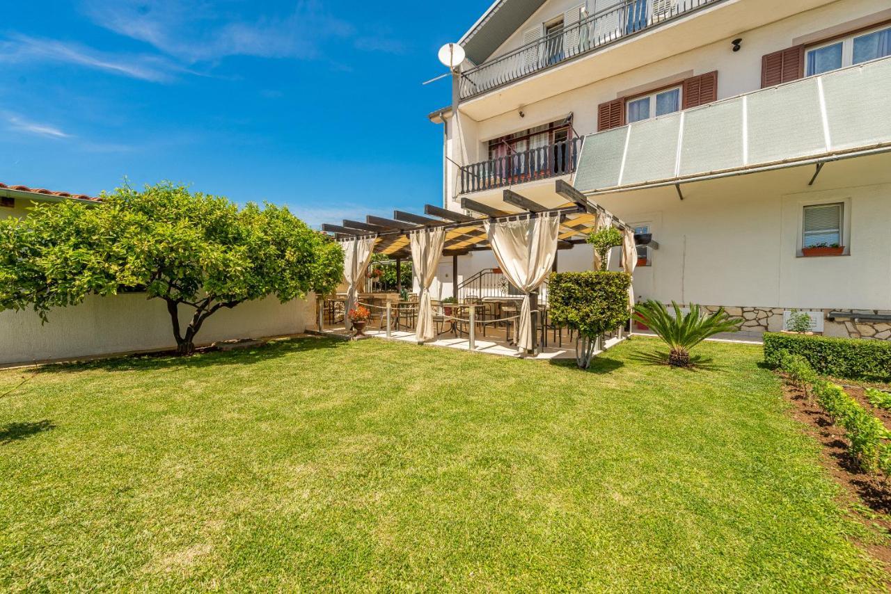 Bed & Breakfast Maki Biograd Na Moru Luaran gambar