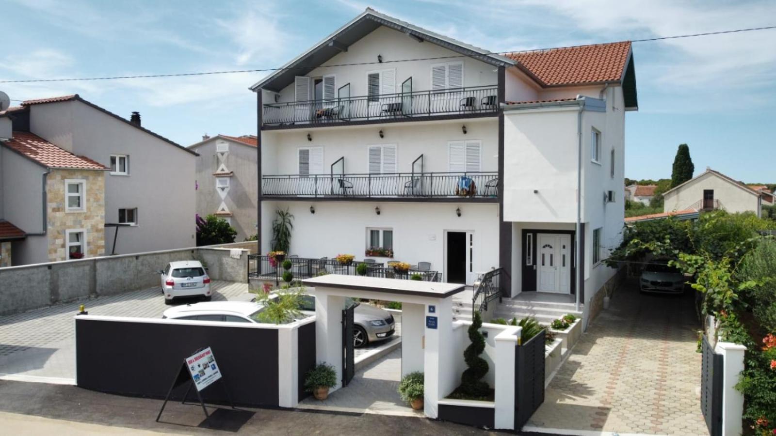 Bed & Breakfast Maki Biograd Na Moru Luaran gambar